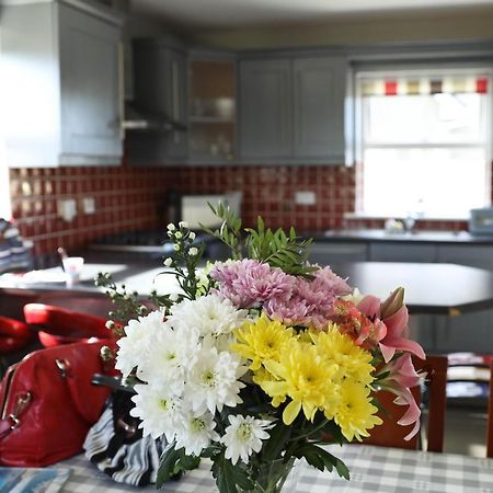 Seascape On The Edge Of Town: 4 Beds All Ensuite. Belmullet Exteriér fotografie