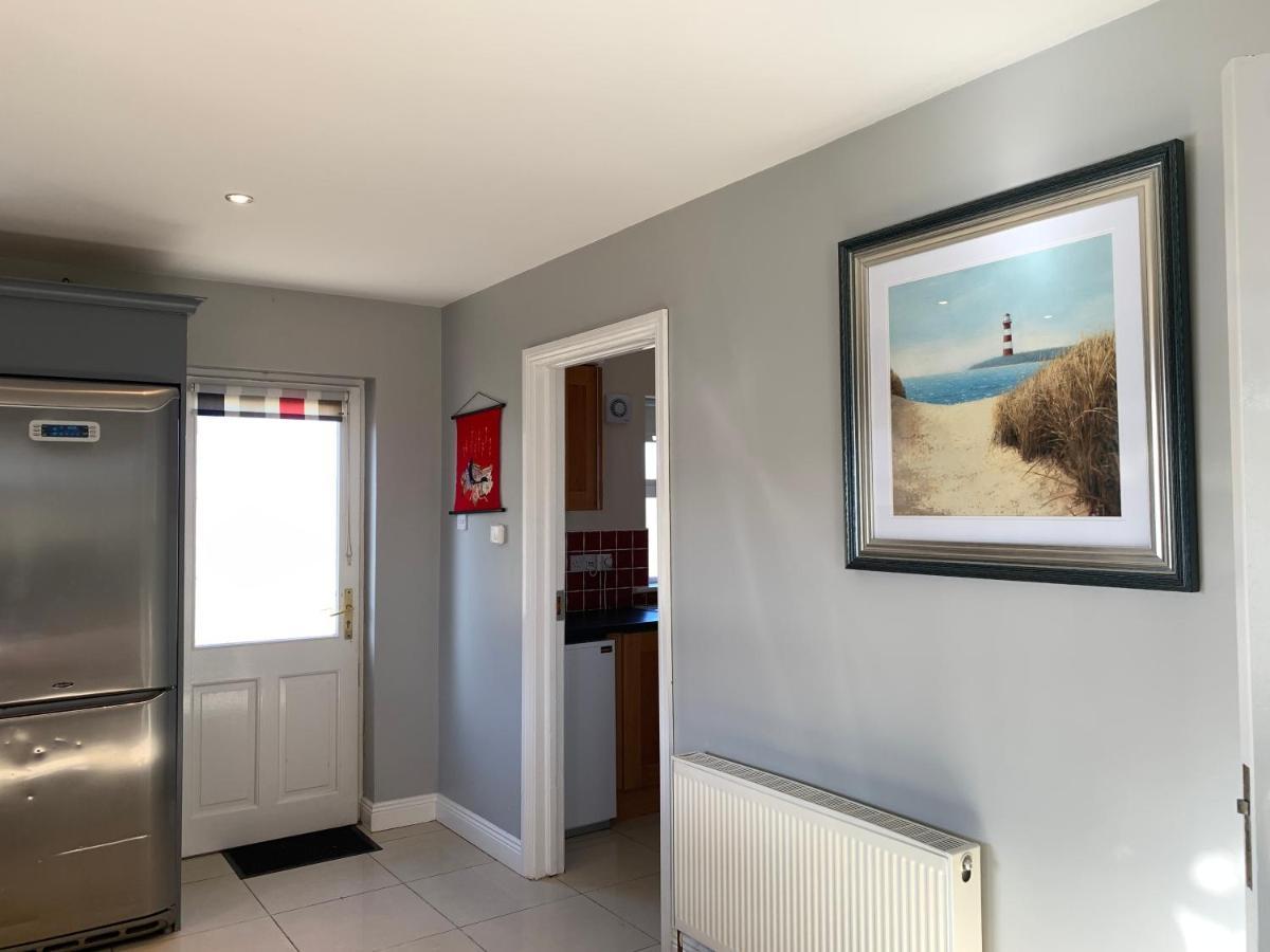 Seascape On The Edge Of Town: 4 Beds All Ensuite. Belmullet Exteriér fotografie