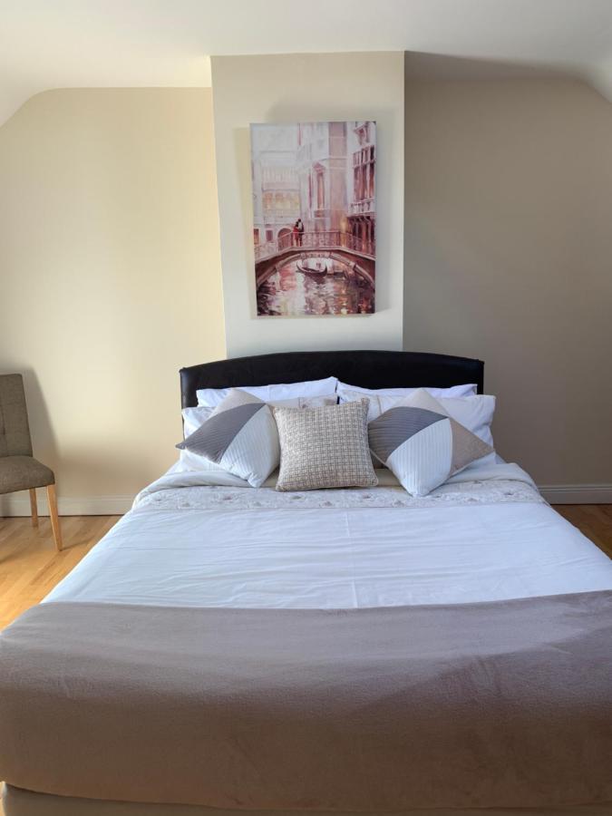 Seascape On The Edge Of Town: 4 Beds All Ensuite. Belmullet Exteriér fotografie