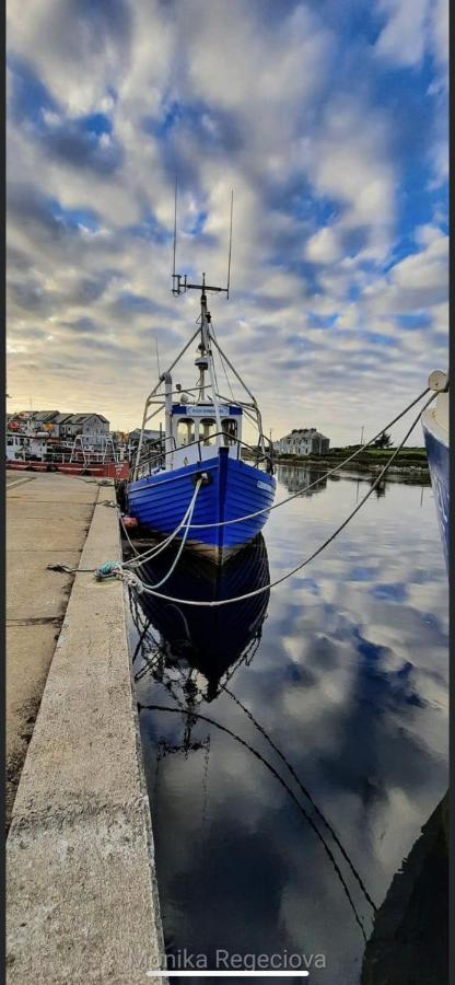 Seascape On The Edge Of Town: 4 Beds All Ensuite. Belmullet Exteriér fotografie