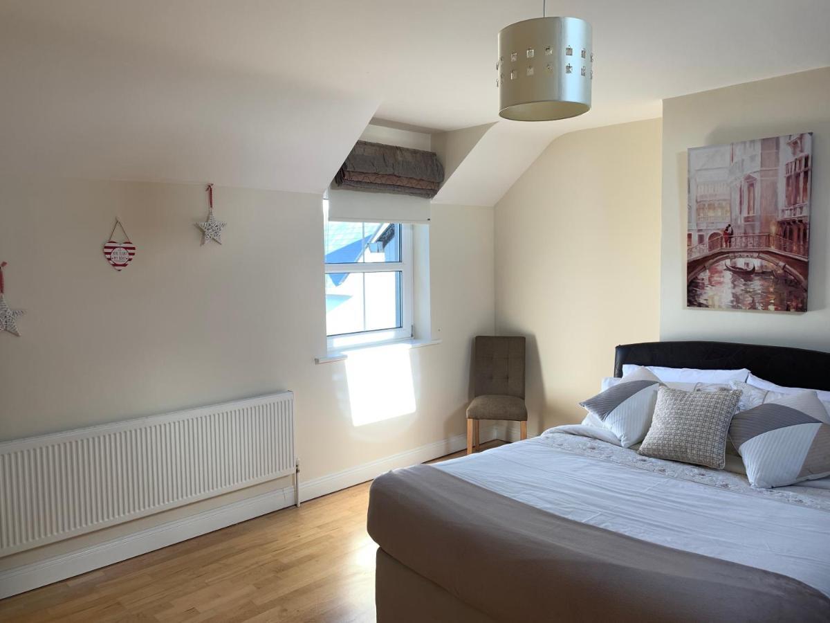 Seascape On The Edge Of Town: 4 Beds All Ensuite. Belmullet Exteriér fotografie
