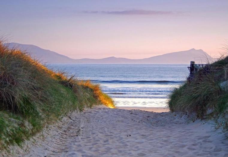 Seascape On The Edge Of Town: 4 Beds All Ensuite. Belmullet Exteriér fotografie
