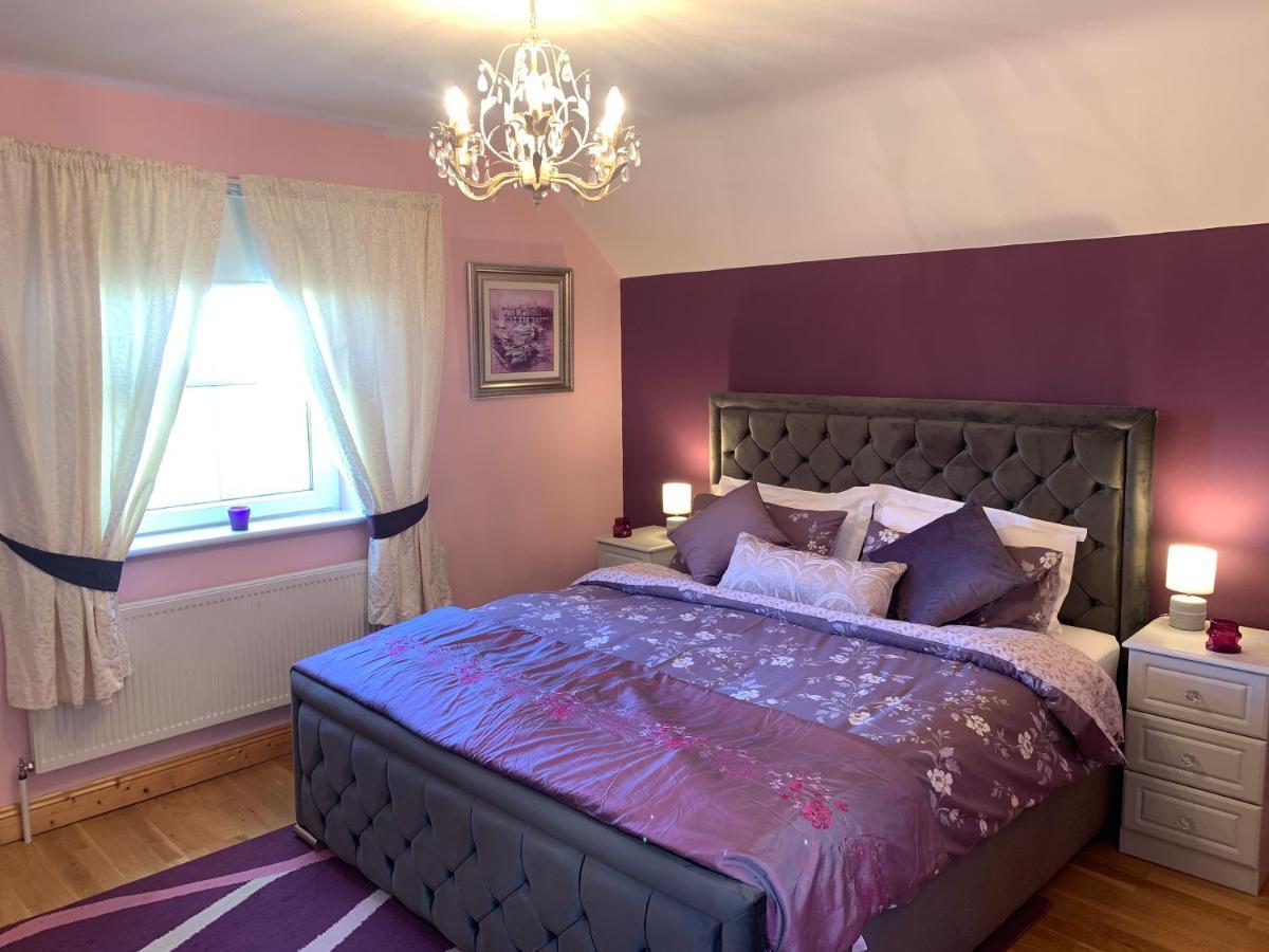 Seascape On The Edge Of Town: 4 Beds All Ensuite. Belmullet Exteriér fotografie